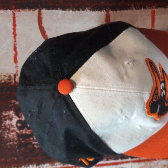 H-13 O's Ball cap - Picture 5 of 7